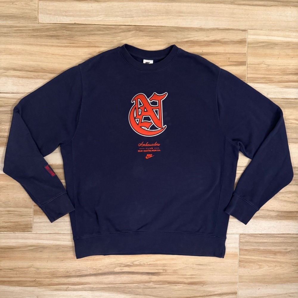 Nike Ambassadors Club Crewneck Sweatshirt Navy Blue Large Hit & Run Graphic